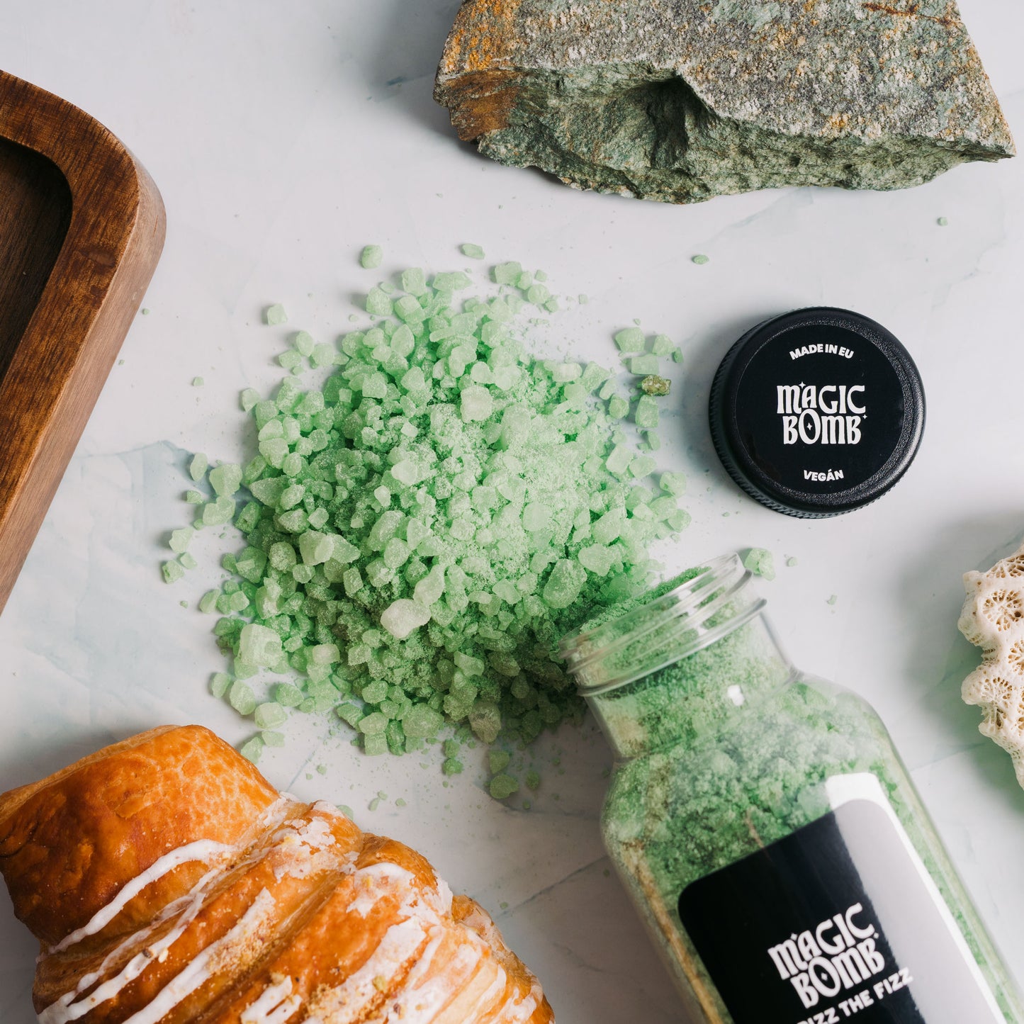 Magic Bomb Pistachio-Vanilla Salts bath salt